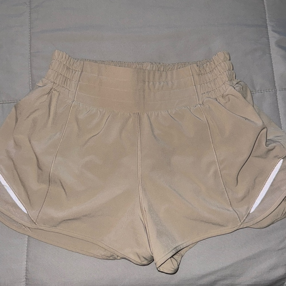 COPY - lulu tan hotty hot shorts HR 2.5